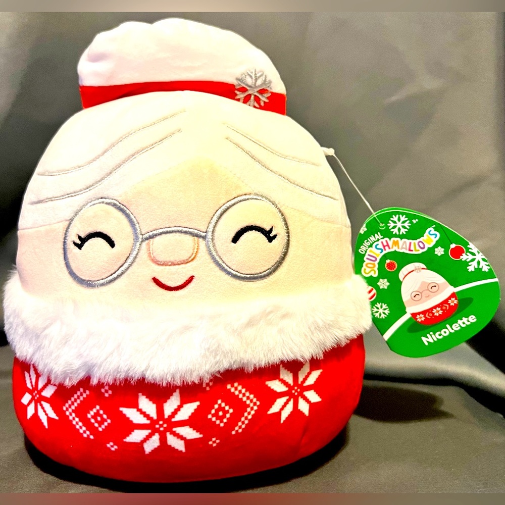 NWT Nicolette Christmas 2023 Squishmallow 8”